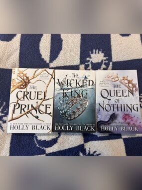 The Wicked King Trilogy Paperback Set - White/Blue/Cream Covers